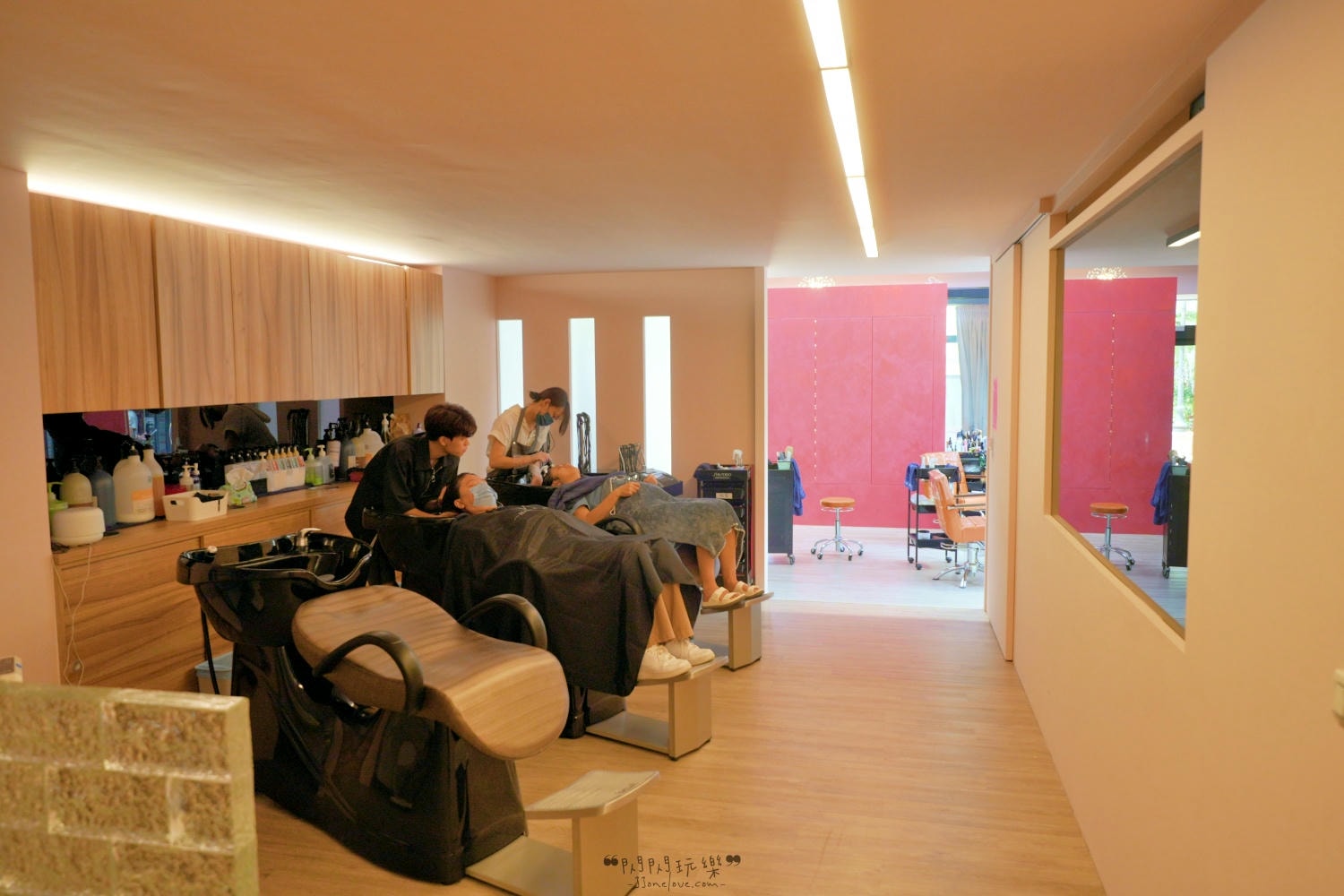 VS Hair salon