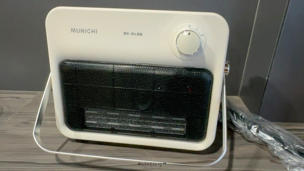 MR. HEATER 浴室壁掛電暖器