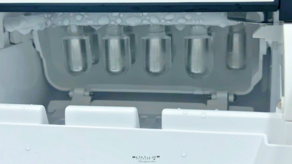 【KOHZII 康馳】桌上型製冰機 KIM1240BK